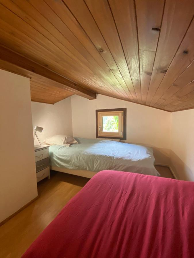 Logement Mansarde Dans Maison Avec Jardin En Bord De Piste, Vue Montagne Les Houches Buitenkant foto