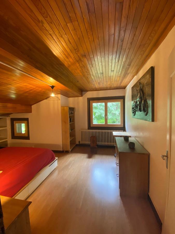 Logement Mansarde Dans Maison Avec Jardin En Bord De Piste, Vue Montagne Les Houches Buitenkant foto