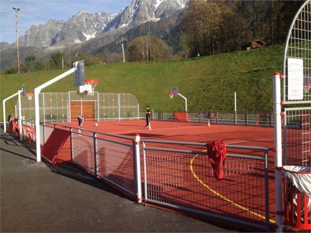 Logement Mansarde Dans Maison Avec Jardin En Bord De Piste, Vue Montagne Les Houches Buitenkant foto